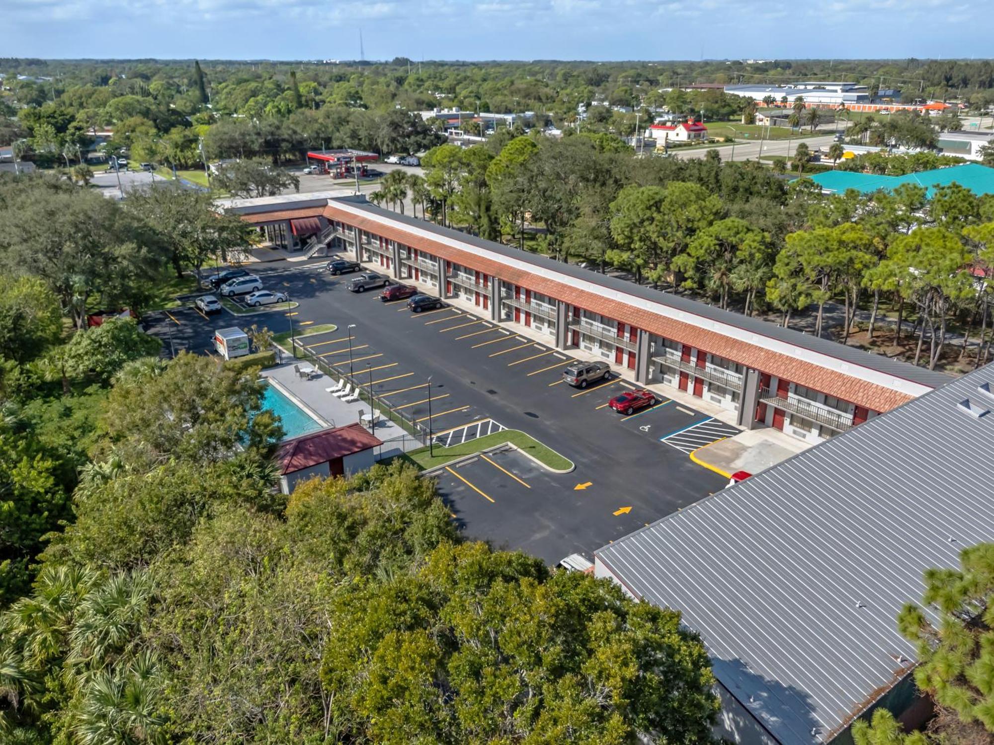 Red Roof Inn Ft Pierce Fort Pierce Exteriör bild