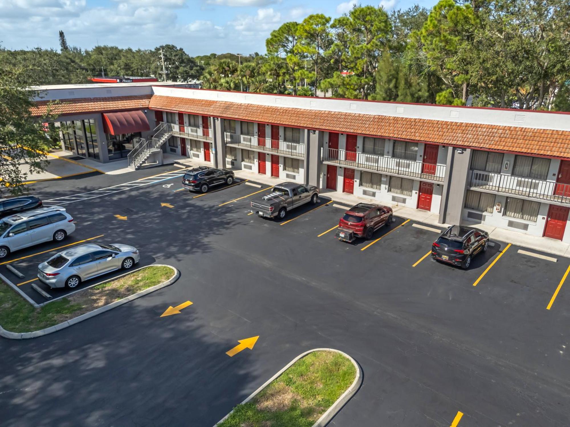 Red Roof Inn Ft Pierce Fort Pierce Exteriör bild